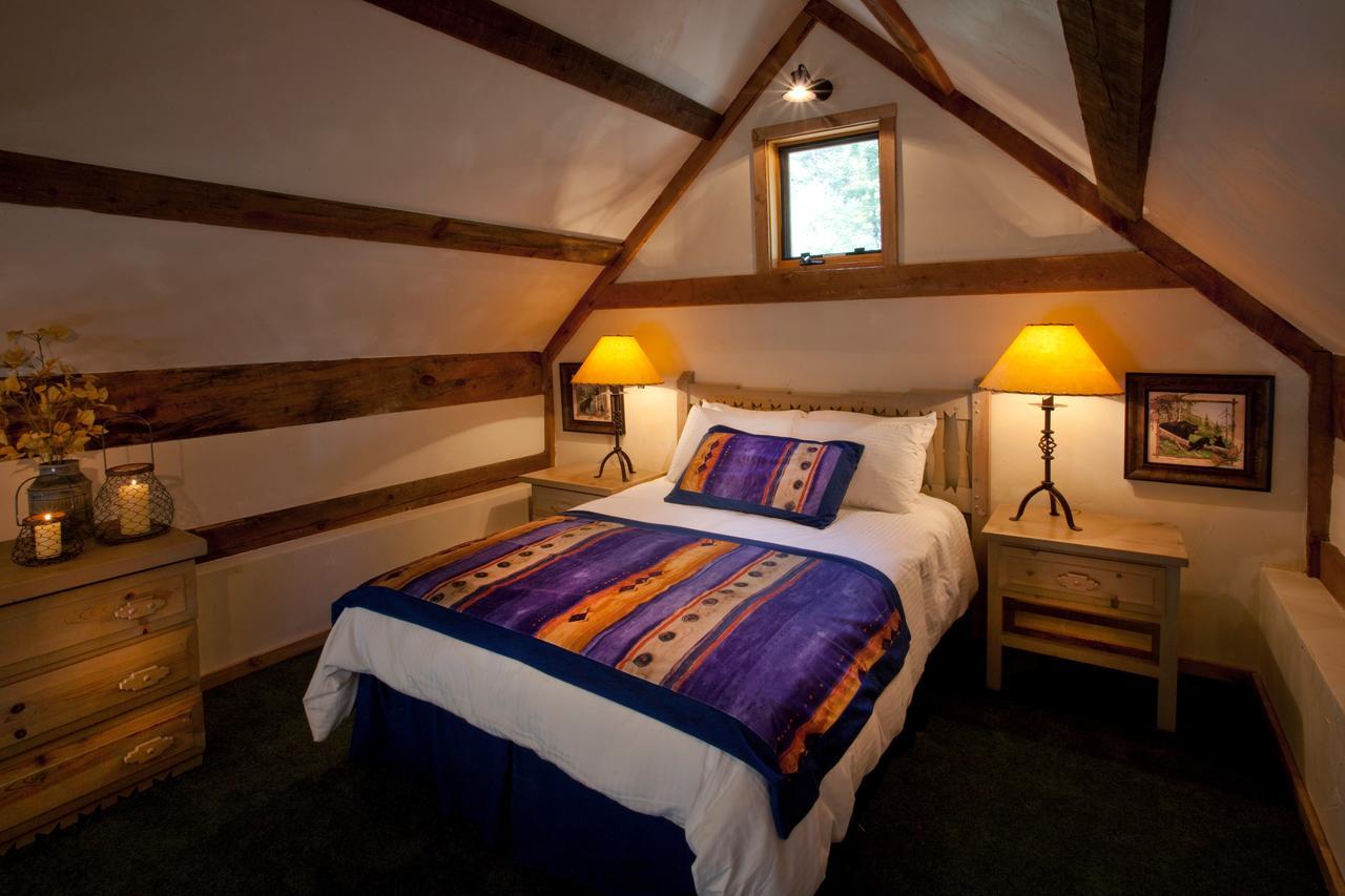 Cottam'S Lodge By Alpine Village Suites Таос-Ски-Вэлли Экстерьер фото